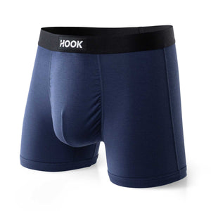 5 boxers courts Max : 1X Noir, 1X Bleu Marin, 1X Charcoal, 1X Aloha et 1X Cowboy