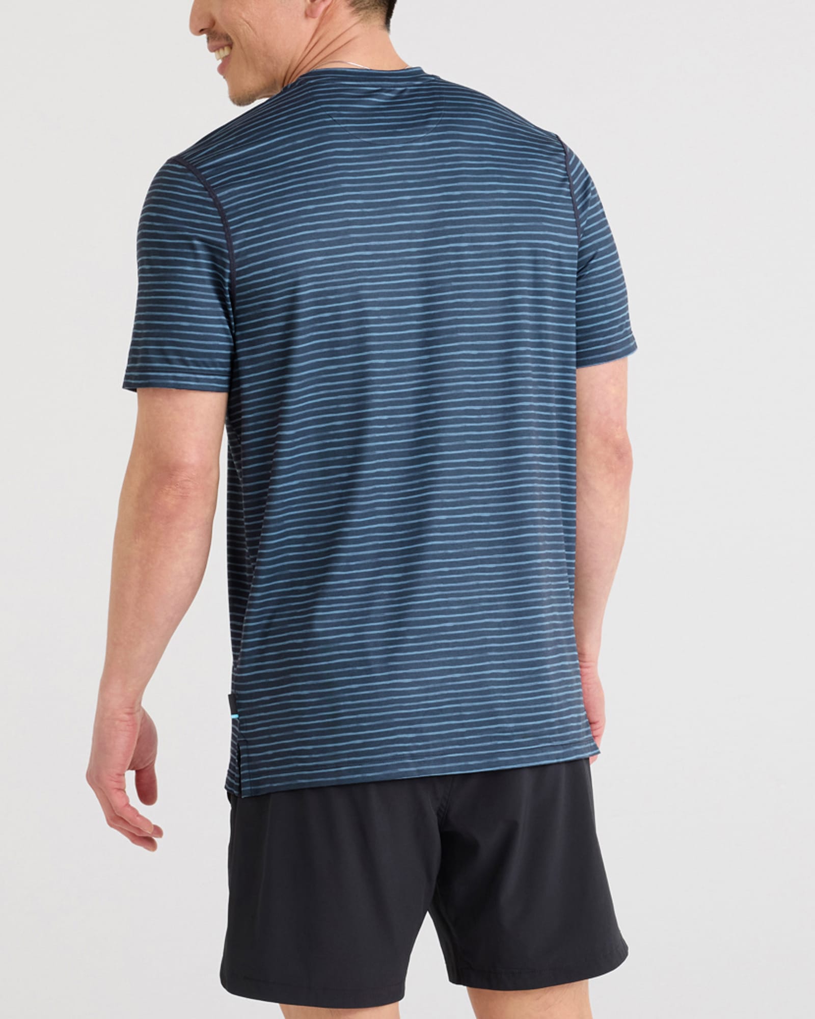 T-shirt DROPTEMP™ ALL DAY COOLING RAYURE MARQUEUR MARINE