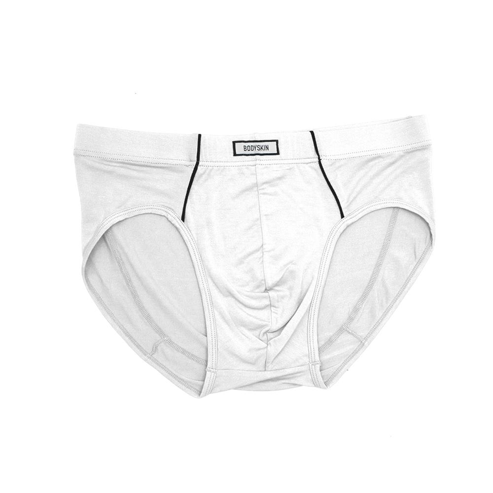 https://www.mesbobettes.ca/cdn/shop/products/BODYSKIN_BRIEFS_WHITE_FRONT_772aa21c-7e99-420f-9842-9c62b2e3ae4d.jpg?v=1645651499