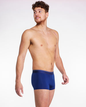 Boxer court Calvin Klein taille basse bleu marin