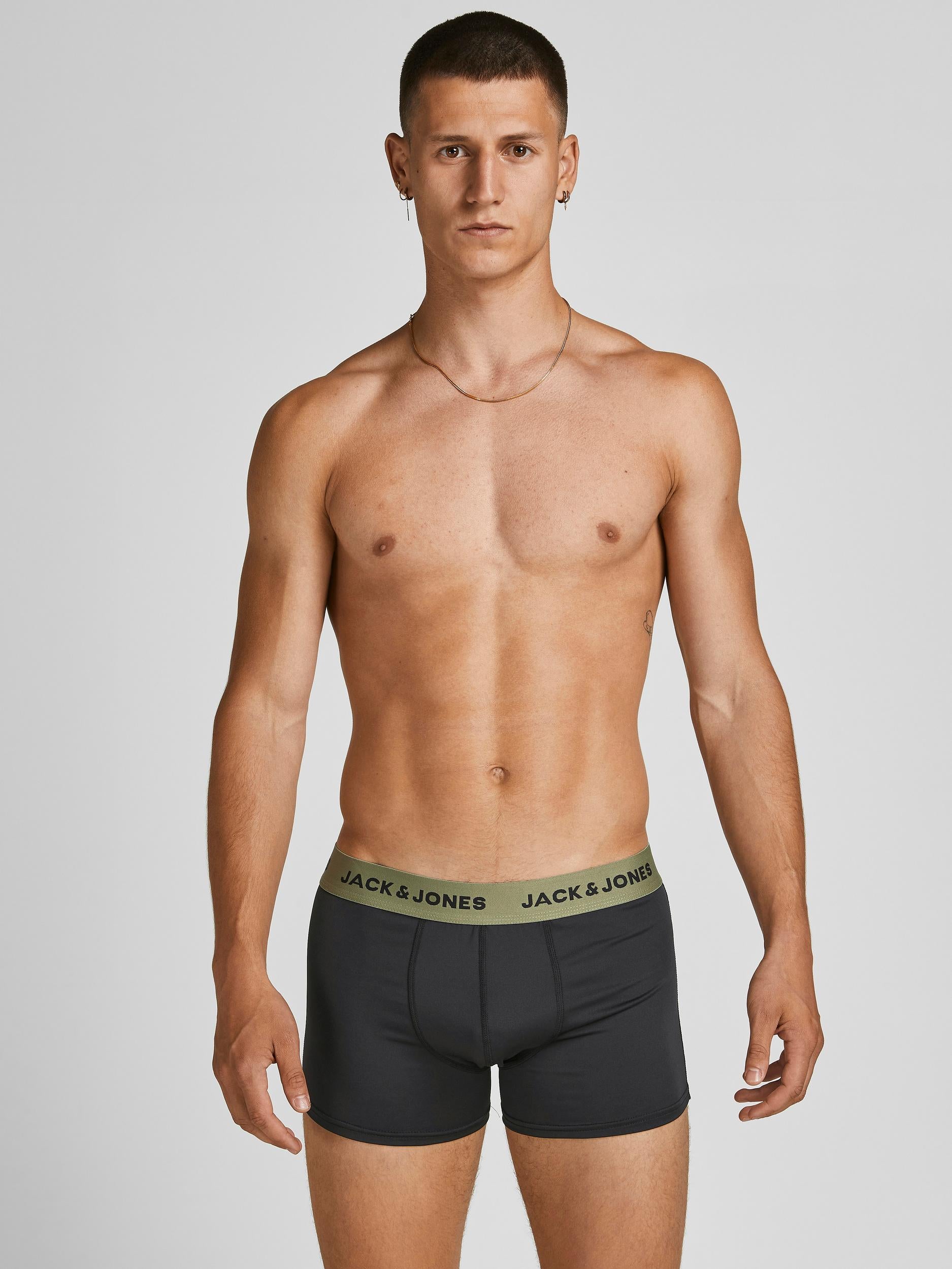Vetement jack on sale and jones