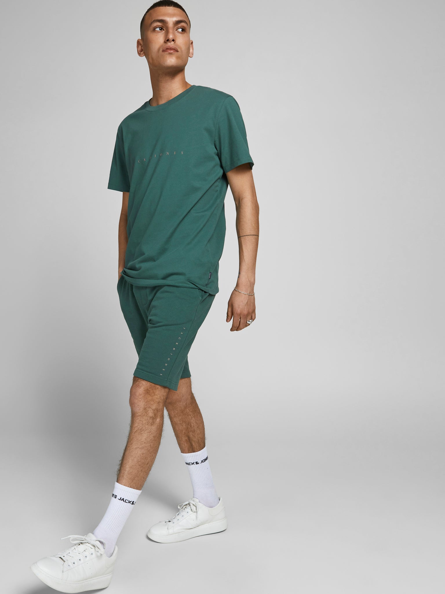 Jack &amp; Jones Ifont Trekking Green Hoodie Shorts